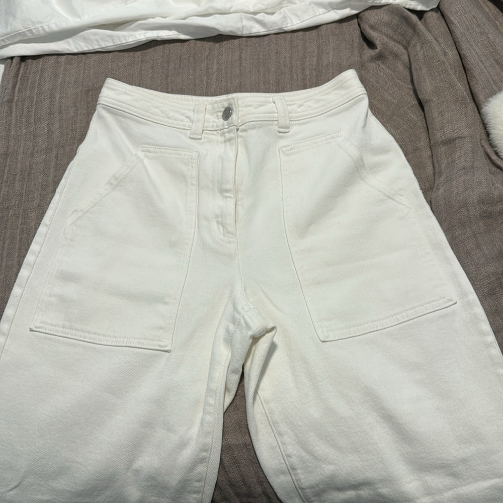 Aritzia white pants